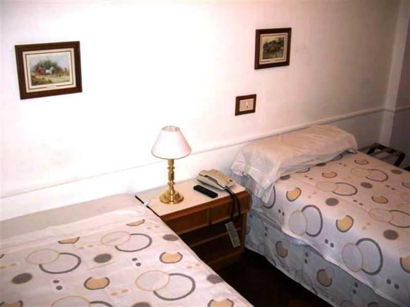 King'S Hotel Buenos Aires Esterno foto